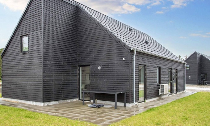 Kongsmark House | 8 person holiday home in Rømø