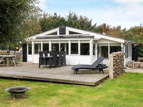 Nørre Lyngby House | 8 person holiday home in Løkken-By Traum