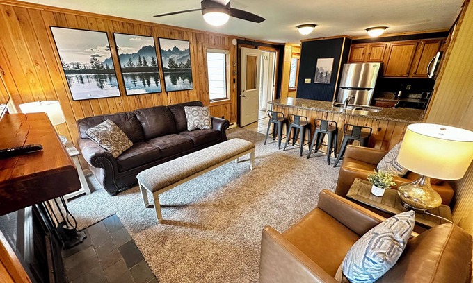 Snowshoe Apartment | 8 Powderidge, Snowshoe, WV - Slopeside Sanctuary