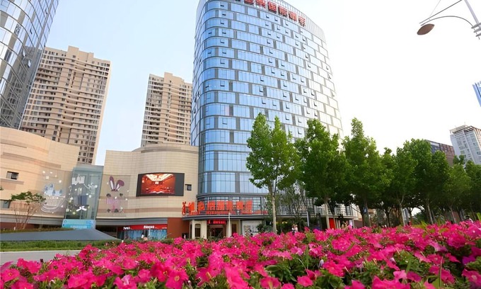 Fushan Hotel | 80 m² Hotel ∙ 4 guests