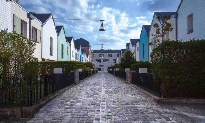 Quartier Pasteur House | 80m2-Maison des quais - parking - jardinet