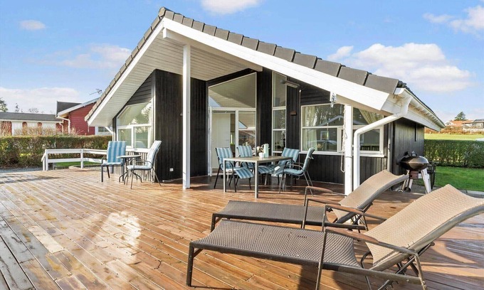 Ronde House | 8106 Rønde - Lindeparken 10