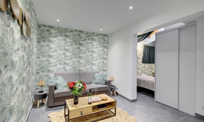 Asnieres-sur-Seine Apartment | 812 Suite Besty - Superb apartment in Paris