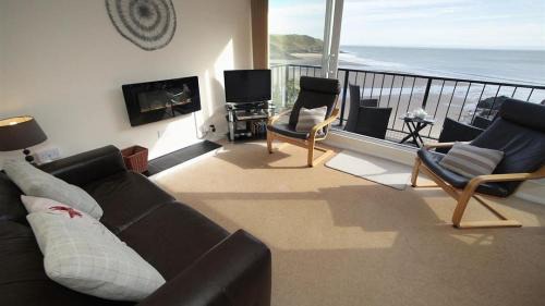 Bishopston House | 9 304 Redcliffe Apartments, Caswell Bay