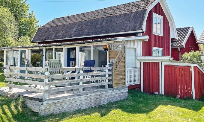 Lysvik House | 9 person holiday home in LYSVIK