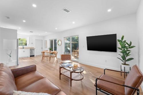 Victoria Park Apartment | 921 Apartment 2