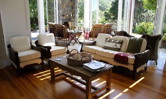 Cooks Beach Bed & Breakfast | 970 Lonely Bay Lodge