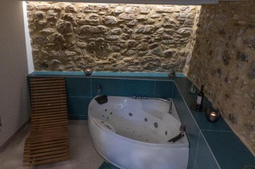 Rocca Imperiale House | A 20 Passi.