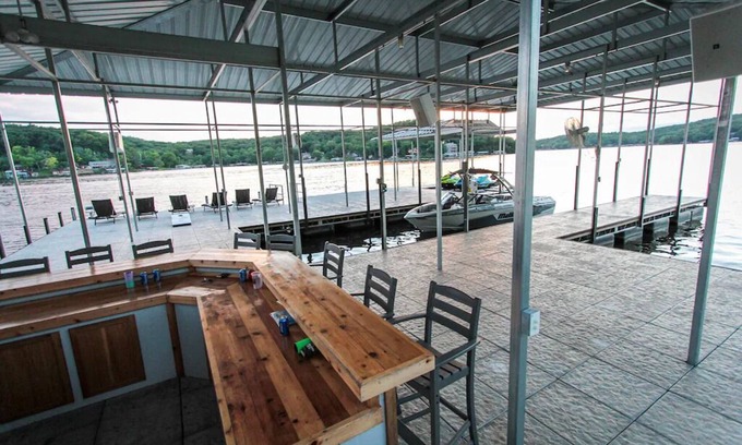 Camdenton House | A 5500 sq ft.Luxury Home~Huge Boat Dock~Perfect for Large Groups~Waterfront~Pool Table~Firepit