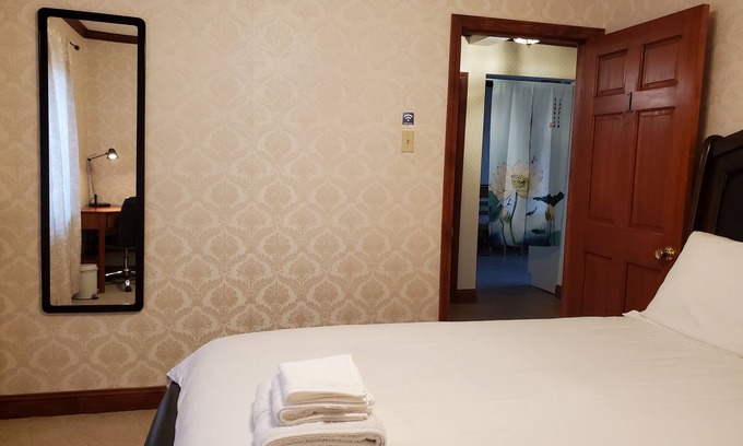 Strawberry Hill Apartment | A beautiful 3BR Apartment near Harvard and MIT