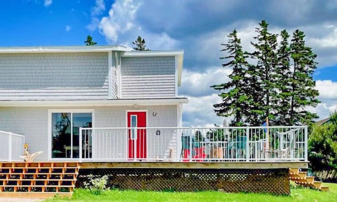 Grand Tracadie Cottage | A beautiful property on the doorstep to the best beaches and ntl parks in PEI!