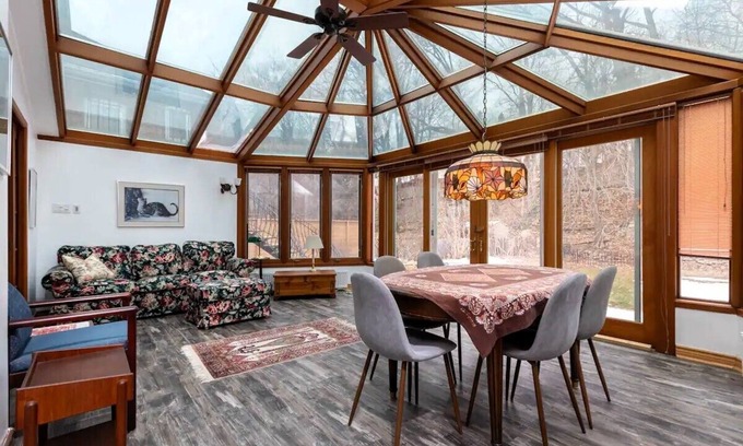 East York House | A beautiful retreat in the heart of the city