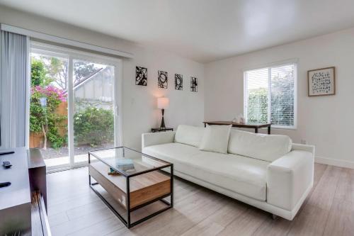 Village of La Jolla House | A-C 3 Blocks to Ocean Downtown La Jolla Remodel