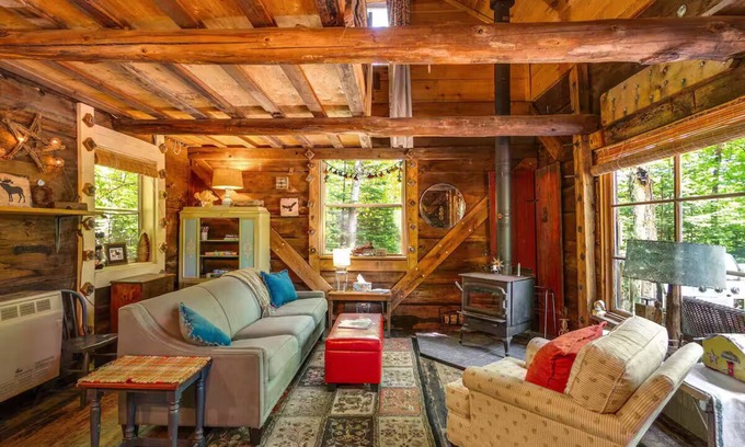 Katrine Cabin | A Cabin in the Woods