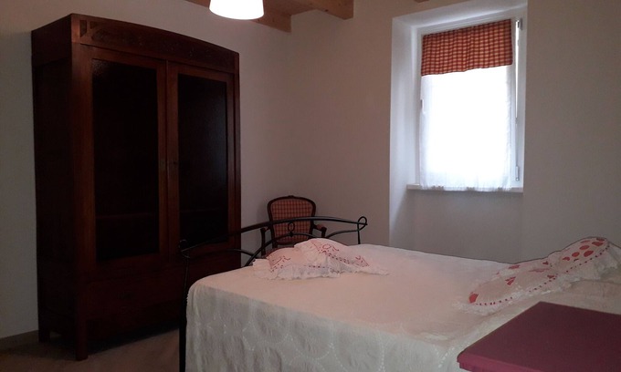 Corniglio Apartment | "A Casa di Gio" holiday home