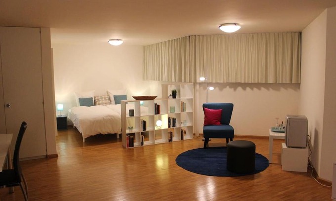 Therwil Bed & Breakfast | A Casa Fina- a modern room close to Basel