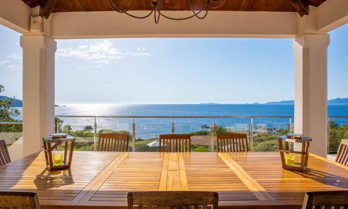Coti-Chiavari House | A Casa Nostra
