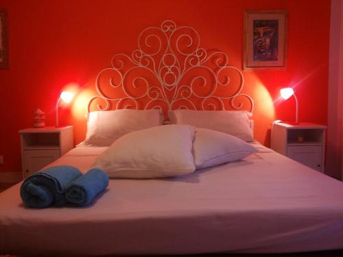 Zona XXIV Fonte Ostiense Bed & Breakfast | A casa tua B&B