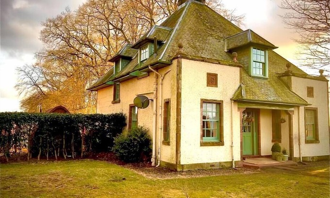 Blairgowrie House | A charming, well appointed Edwardian Gate Lodge