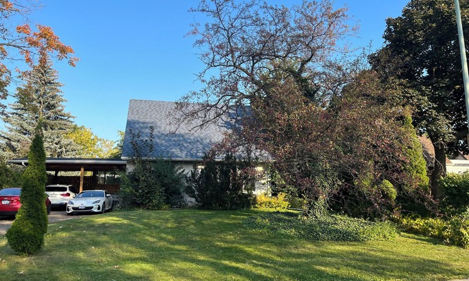 North York House | A comfortable, quite and safe Location