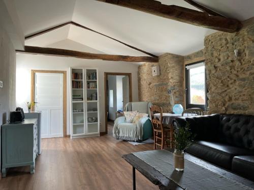 Oza-Cesuras House | A Costa, Valle del Mendo