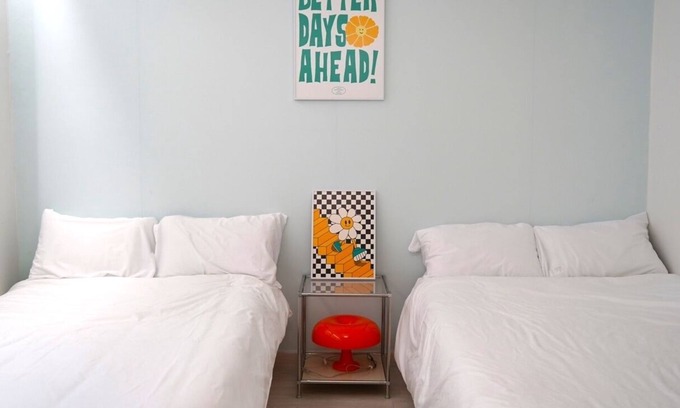 Yeomchang-dong House | A cozy house just a 1minute walk form Yeomchang Station! 2 rooms and 3 beds