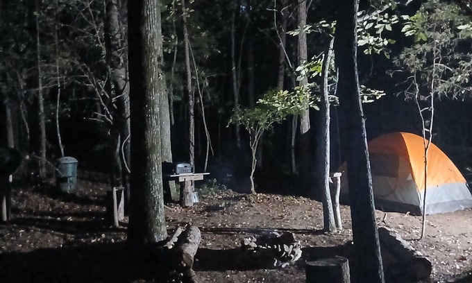 Lancaster RV Rental | A crackling campfire, a creek & deer outside your tent & we have a nature trail!