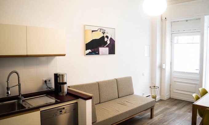 Moabit Apartment | A design gem in the heart of Mitte-Moabit (3bedrooms/2bathrooms)