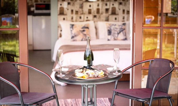 Snells Beach Cabin | A Fantastic Locationn"Just a short walk down the footpath opposite to the Beach"