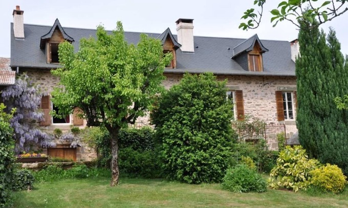 Bassin de Brive House | A former farm house, spacious and without nextdoor neighbours.