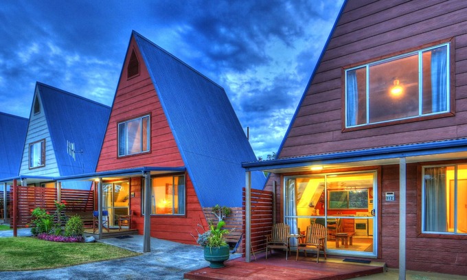Norfolk Island House | A-Frame Chalets @ Mokutu