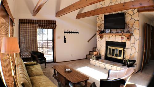 Taos Ski Valley House | A Frame of Mind
