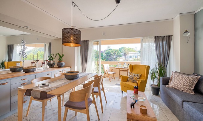Rhodes Apartment | A freshly renovated, luxury apartment right in the heart of Rhodes City