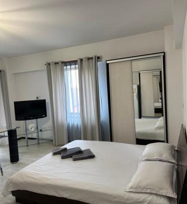 Iasi Apartment | A G Studio Palas 4