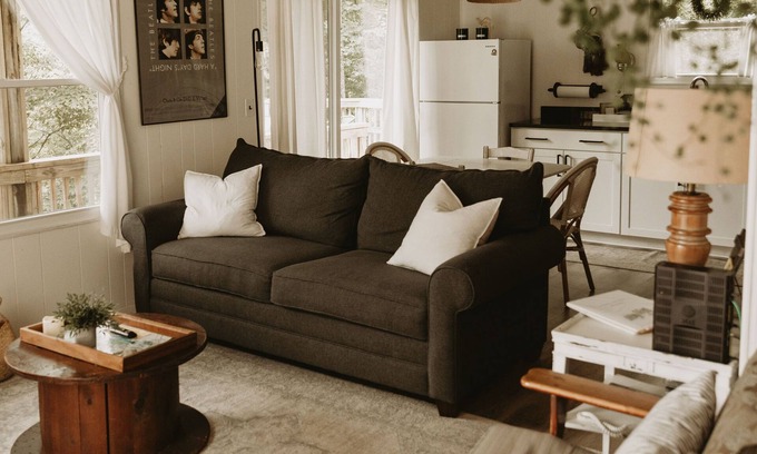 La Follette Cottage | A Hard Day’s Night - Lakefront with private dock