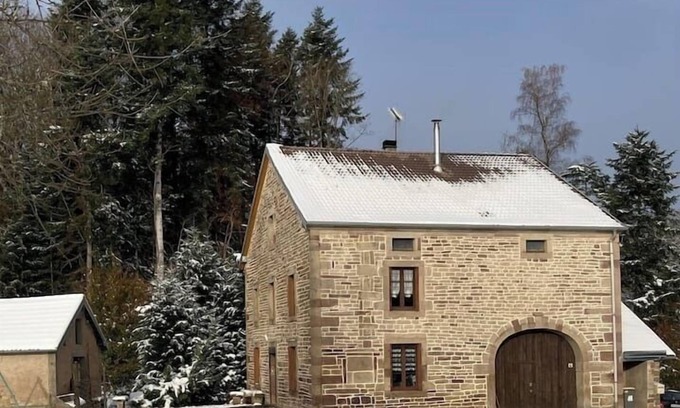 Fougerolles-Saint-Valbert House | A haven of peace in Fougerolles-St-Valbert
