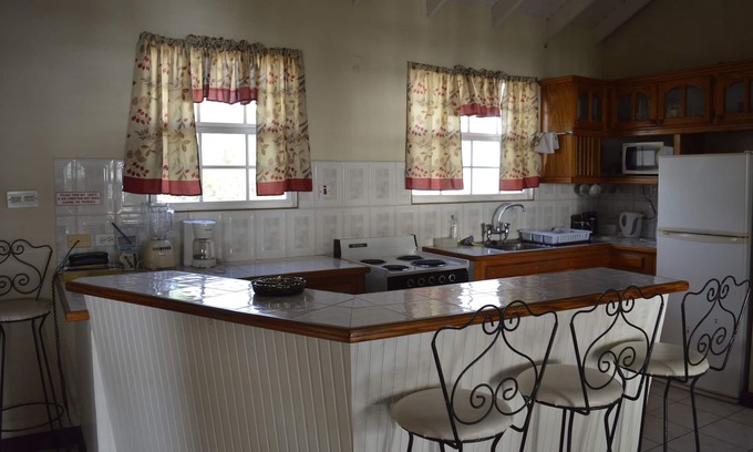 Paynes Bay Apartment | A Haven Away ~From~ Home