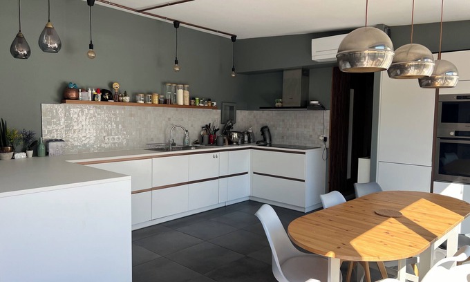 Saint-Martin-d'Heres House | A haven of peace in the town center. Architect-designed house to discover.