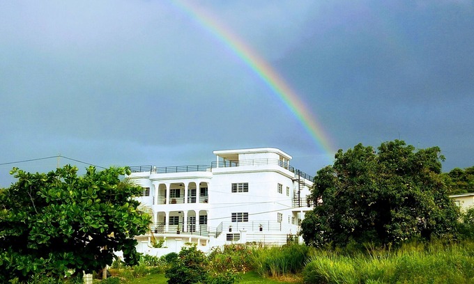 Southfield Apartment | A labour of love in the south of the island