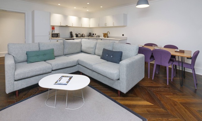 Isle of Lewis Cottage | A lews castle that sleeps 2 guests in 1 bedroom
