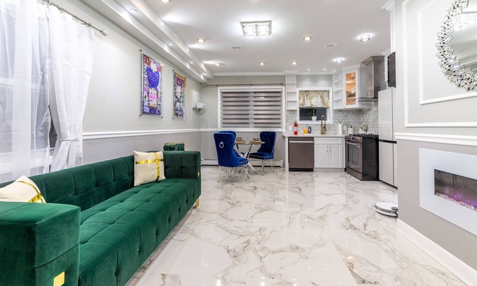 East Flatbush House | A Little Slice of Luxury