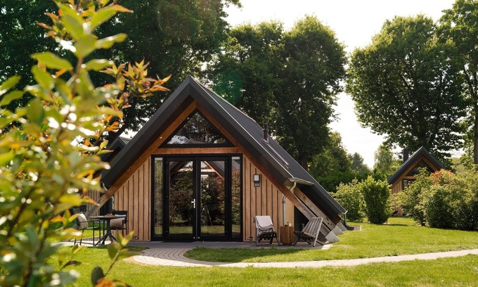 Municipality of Barneveld House | A moment of doing nothing at all. Relax together and enjoy nature!