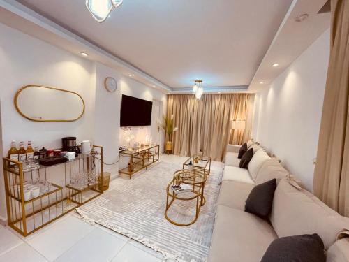 6th of October City Apartment | A New Cozy Residential With Garden For Rent In Degla Palms Compound, 6th of Octobe