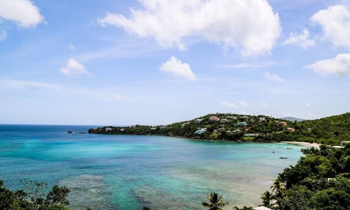 Estate Hull Apartment | A Peace in Paradise too!