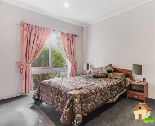 Donvale House | A peaceful break amidst lush greenery and birds