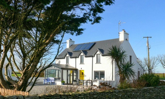 Butlerstown Cottage | A perfectly reclaimed cottage with uninterrupted views of the Atlantic Ocean.