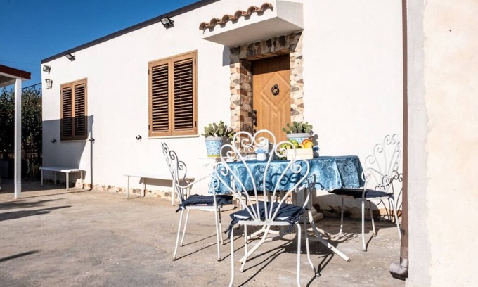 Landro Apartment | A Place in the Sun - Caltanissetta
