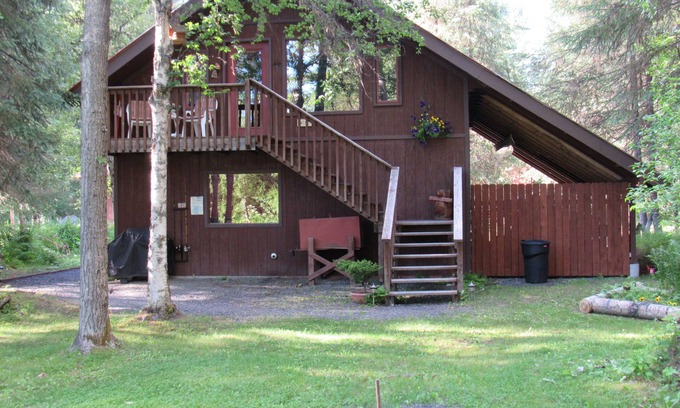Crown Point Cottage | A Private Riverside Suite, Tucked In The Mountains, Just 30 Minutes From Seward