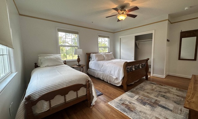 Liberty Other | A Quiet Stay in Liberty