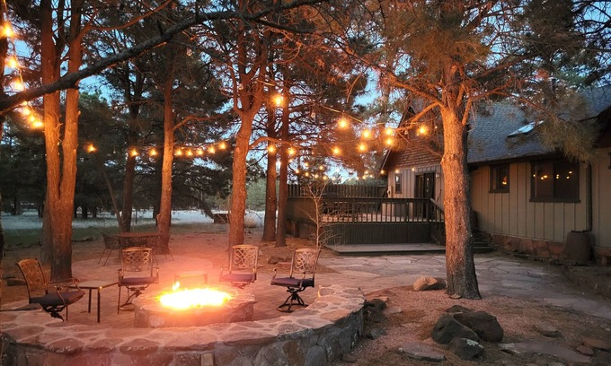 Flagstaff House | A real Flagstaff getaway on 5 acres. Our reviews speak for themselves.